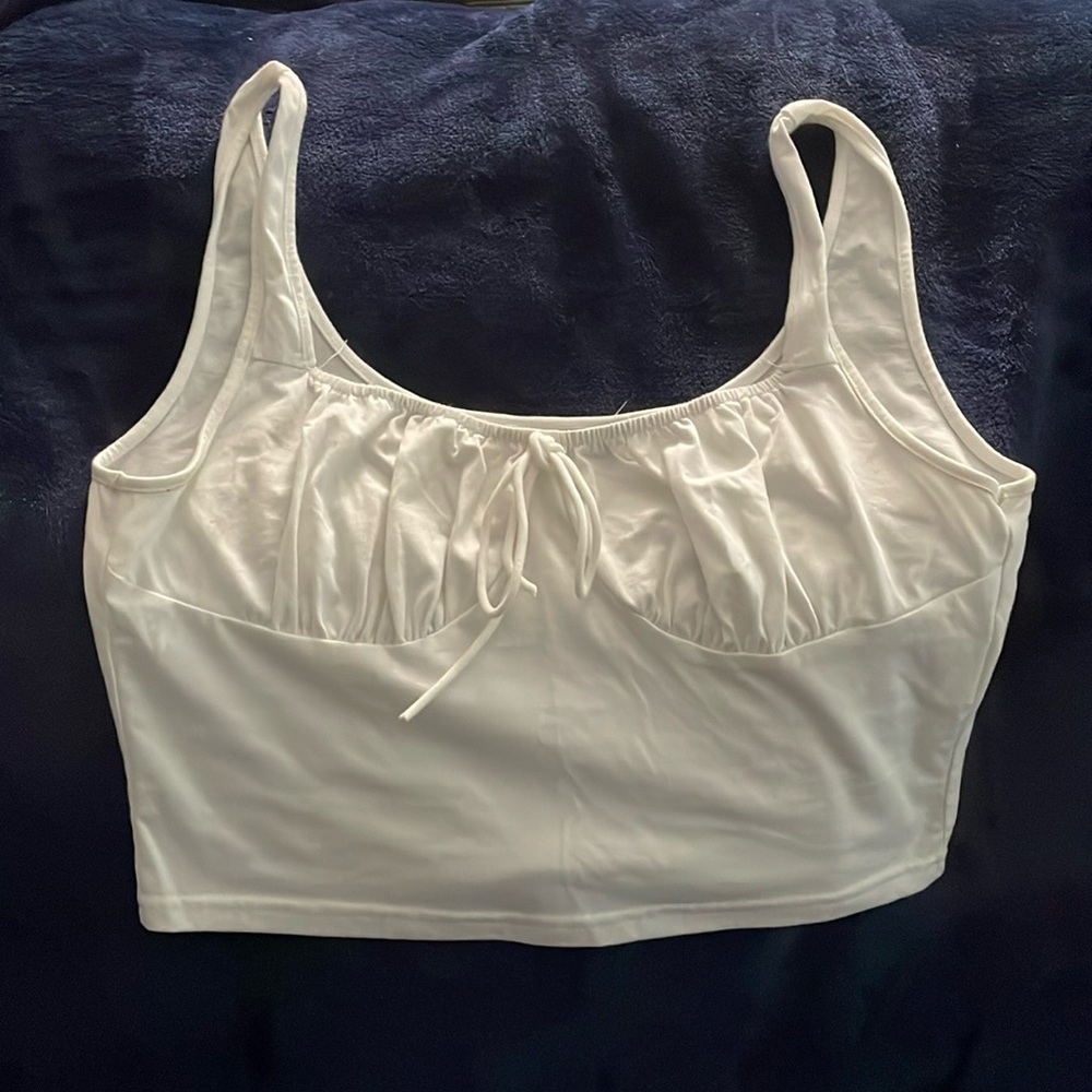 Cropped tank top